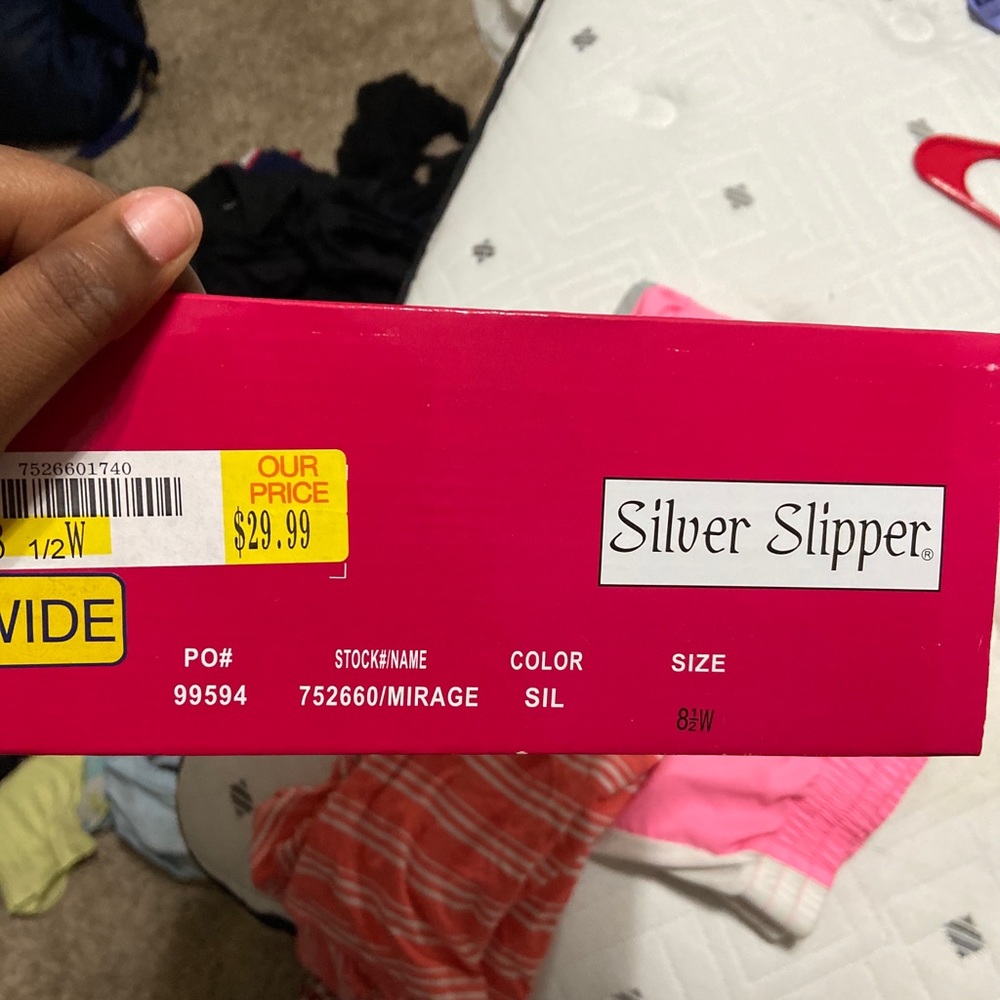 Silver Slipper Heels (size: 8.5)